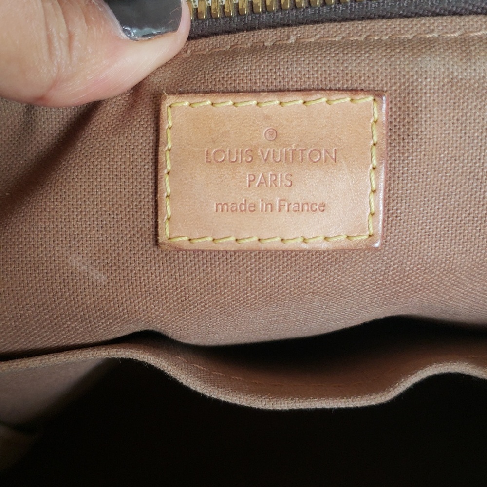 **Sold**Louis Vuitton Palermo Pm - Picture 2 of 8